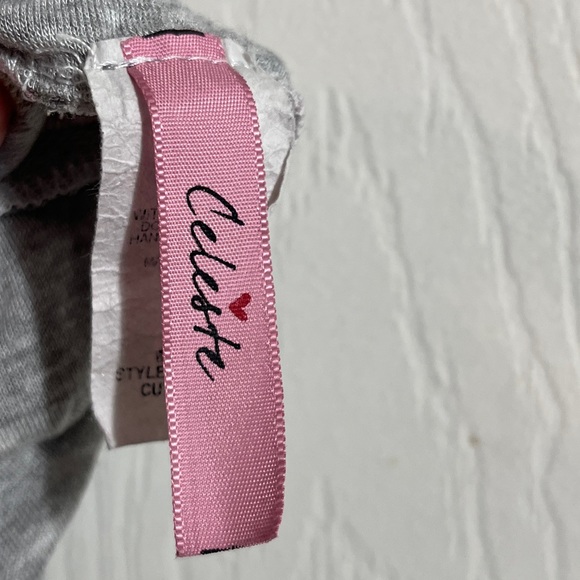 Celeste plus size 3x wide leg flare Y2k grey and pink roses yoga pants - Picture 8 of 9